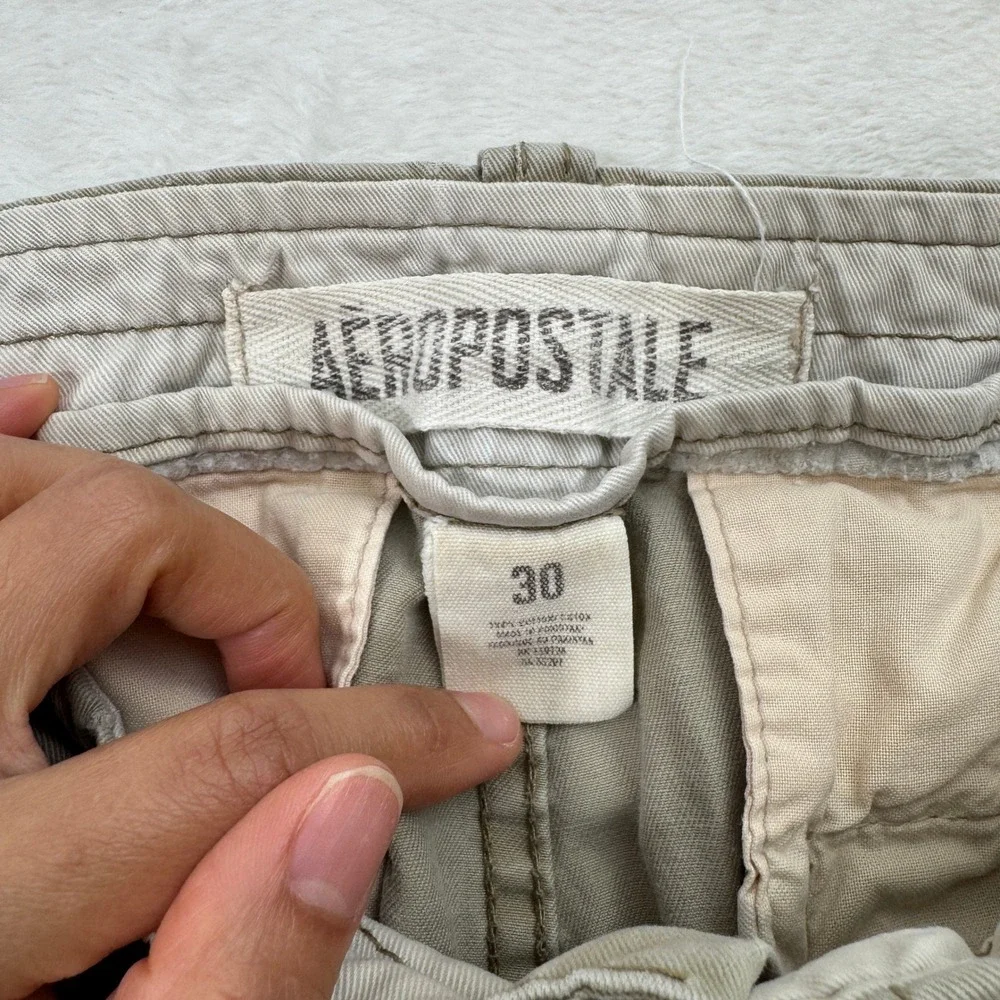 Aeropostale Chino Shorts‎ Mens 30 Tan Khaki Cotton Twill Classic Flat Front